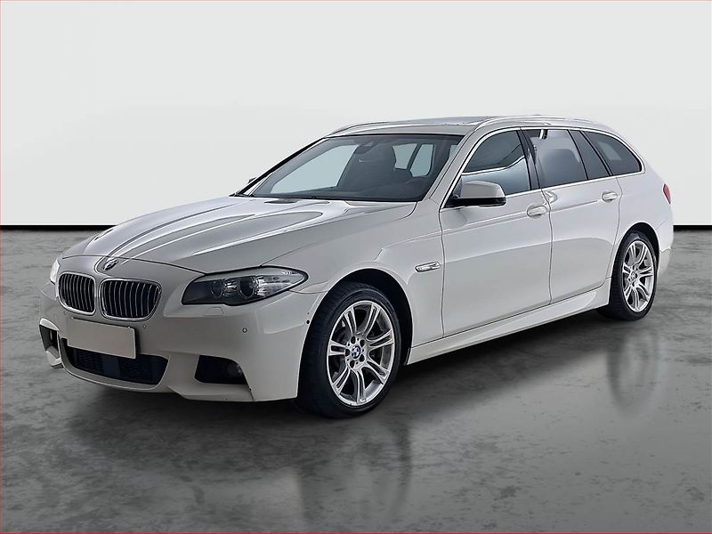 BMW Řada 5 (2013) 530d xDrive, 4X4, Automat - fotka 2 z 30