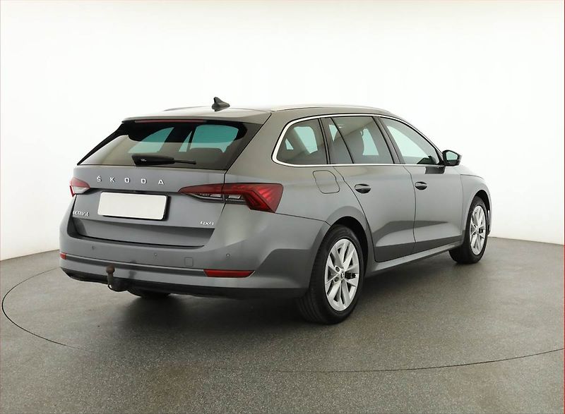 Škoda Octavia (2022) Style 2.0 TDI, Automat - fotka 5 z 22