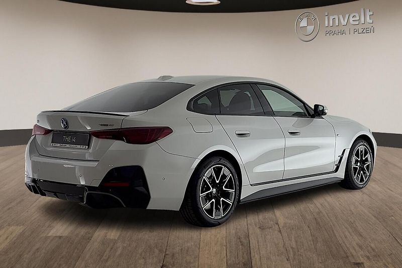 BMW i4 xDrive40 - fotka 3 z 19