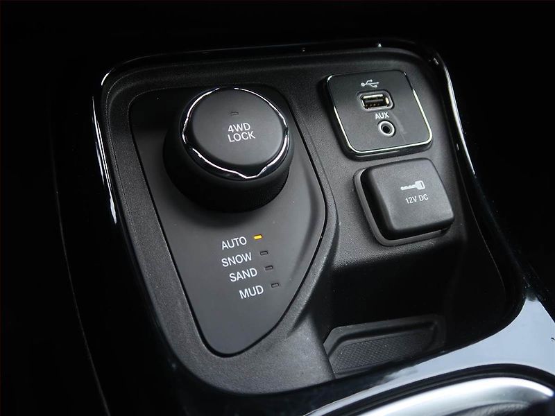 Jeep Compass (2019) 2.0 MultiJet, 4X4, Serv.kniha - fotka 15 z 16