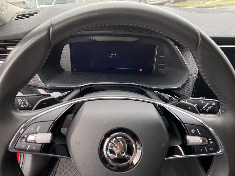 Škoda Octavia (2021) Combi 1.5 TGI G-TEC DSG Style+ - fotka 17 z 35