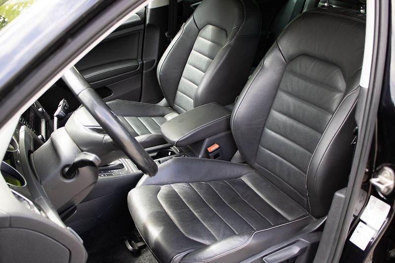 Volkswagen e-Golf eGolf, nová STK, 100% stav. - fotka 17 z 46