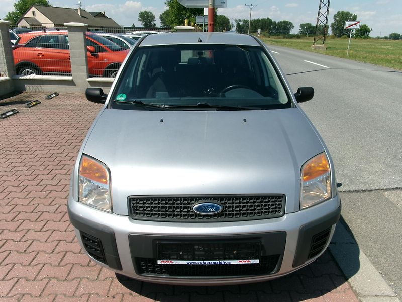 Ford Fusion (2006) 1,25 16V KLIMA TAŽNÉ - fotka 2 z 22