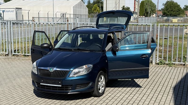 Škoda Fabia (2012) 1.2TSi*63kW*COOL-EDITION*1.MAJ - fotka 25 z 25