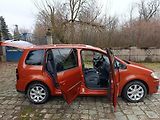 Volkswagen Touran (2010) - náhled 3