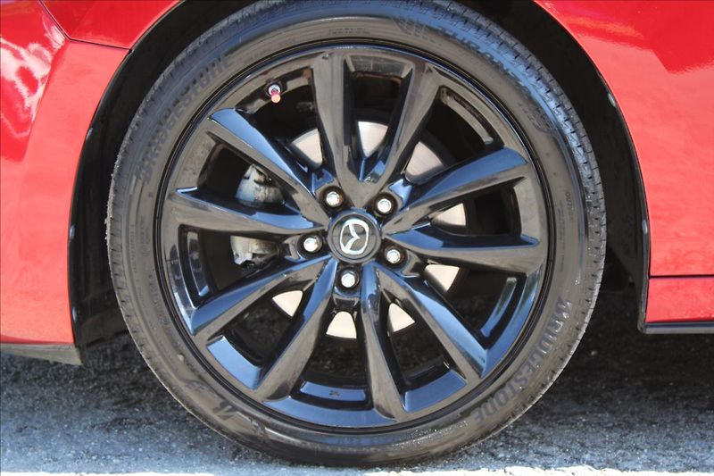 Mazda 3 2,0 SkyActivX  ČR,180K ,GT+ - fotka 33 z 35