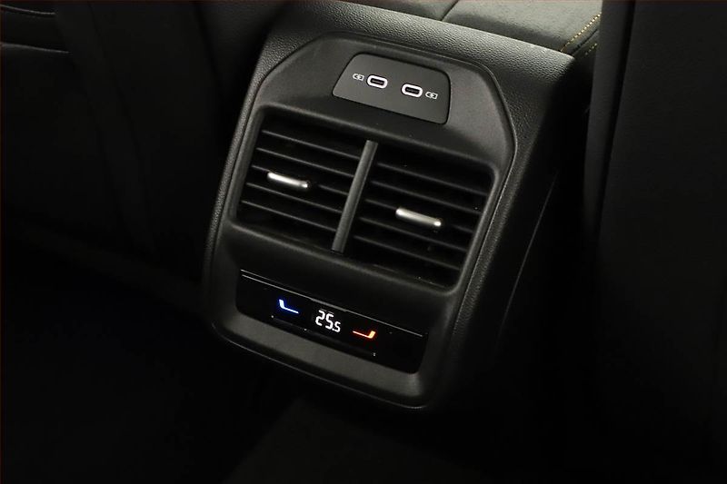 Škoda Superb (2024) 2.0 TDI, Selection - fotka 16 z 18