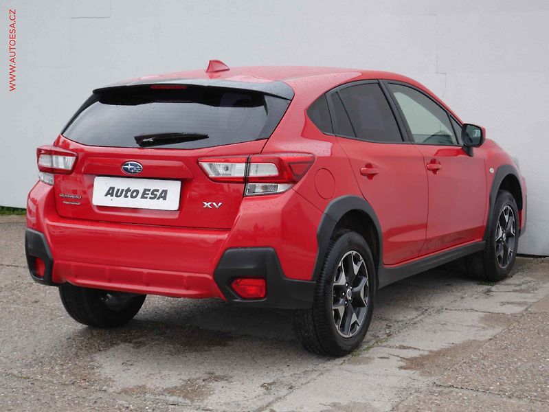 Subaru XV (2018) 1.6 i, 1.maj,ČR - fotka 6 z 18