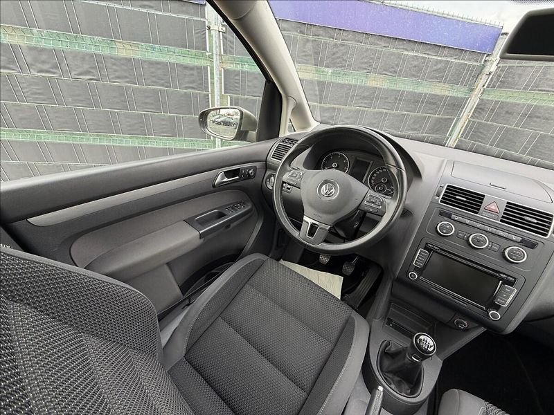 Volkswagen Touran 1.6 TDI Comfortline/Panorama/B - fotka 9 z 20