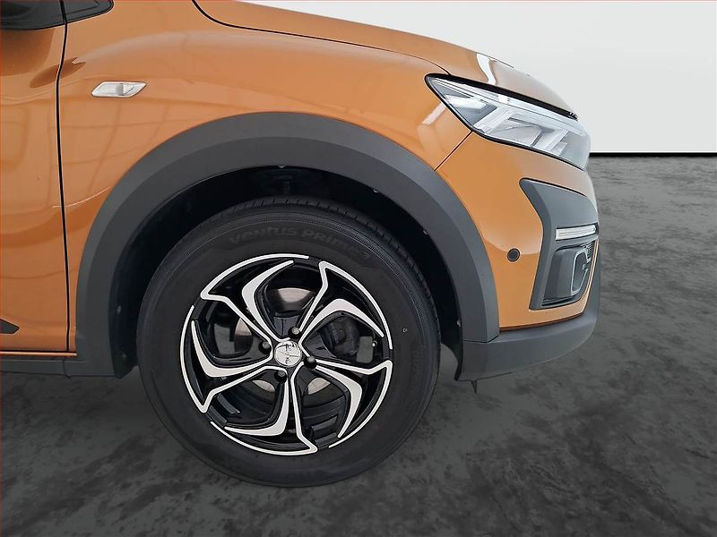 Dacia Sandero (2022) Stepway Comfort 1.0 TCe, LPG - fotka 15 z 18