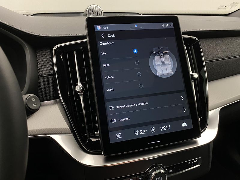 Volvo XC90 (2025) T8 AWD RECHARGE BLACK EDITION  - fotka 69 z 80
