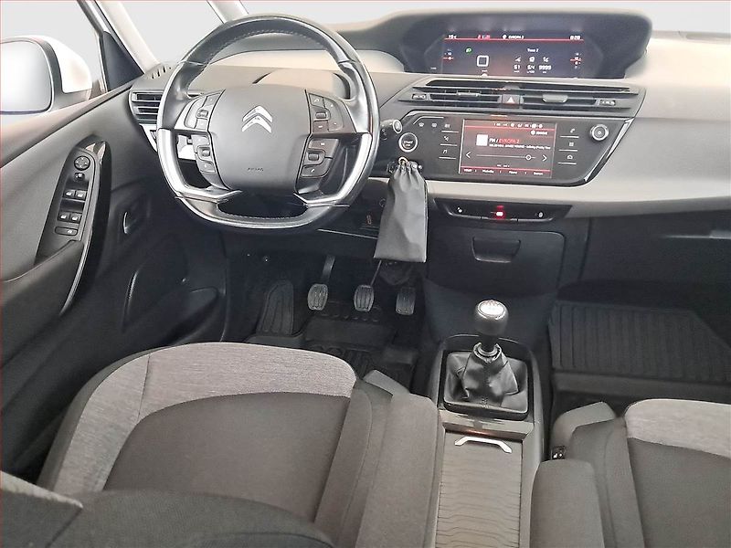 Citroën C4 Picasso (2017) 1.6 BlueHDi, 7 míst, Navi - fotka 7 z 23