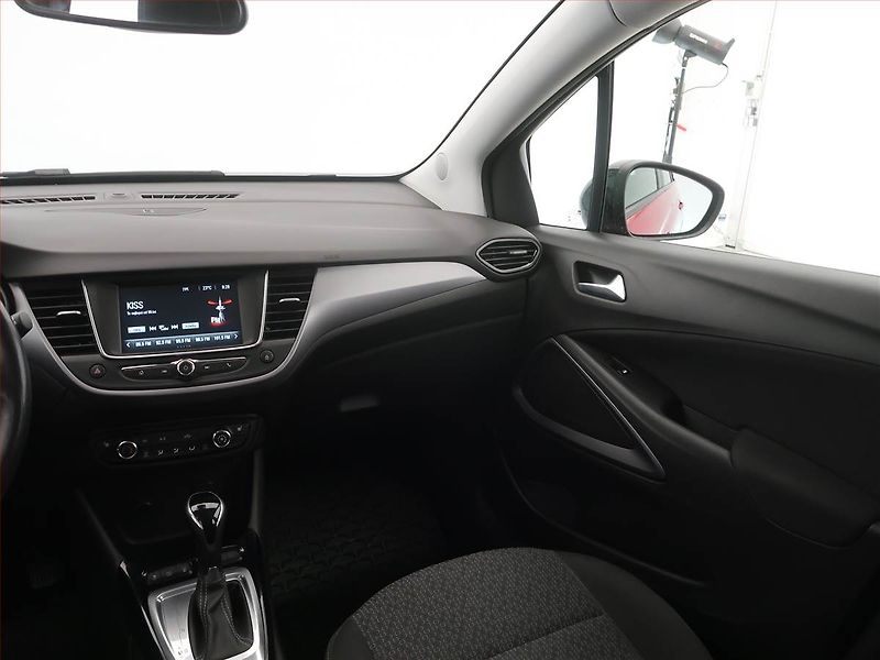Opel Crossland X (2022) 1.2 Turbo, Automat, Serv.kniha - fotka 8 z 18