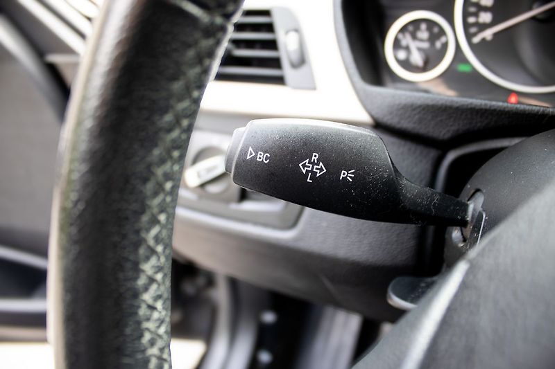 BMW Řada 3 Nebourané, pravidelně servis - fotka 26 z 36