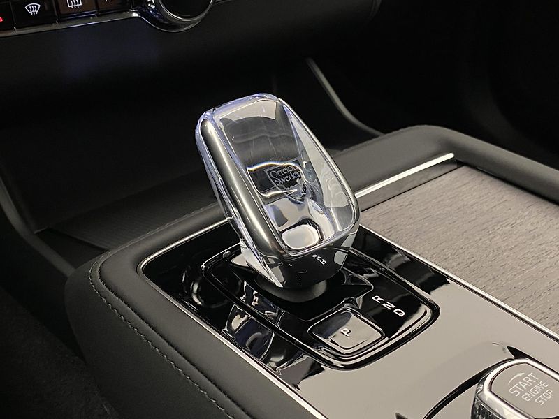 Volvo XC90 (2026) T8 AWD Plug-in BRIGHT PLUS 7m - fotka 36 z 73