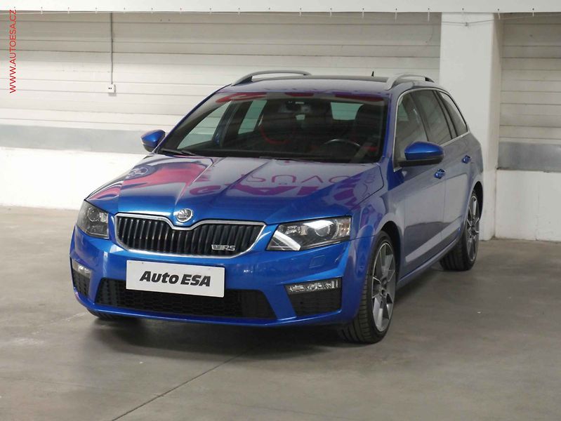 Škoda Octavia (2013) 2.0 TSI, 2.maj,ČR, Navi - fotka 3 z 24