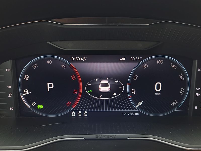 Škoda Superb III FL 2.0 TDi DSG STYLE+ *ČR - fotka 11 z 46