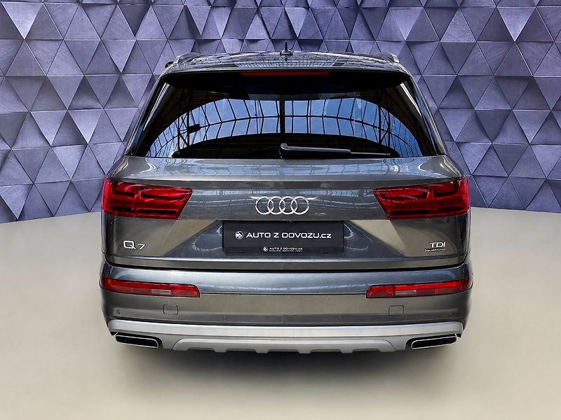 Audi Q7 3.0TDI 200KW QUATTRO S-LINE, V - fotka 6 z 28