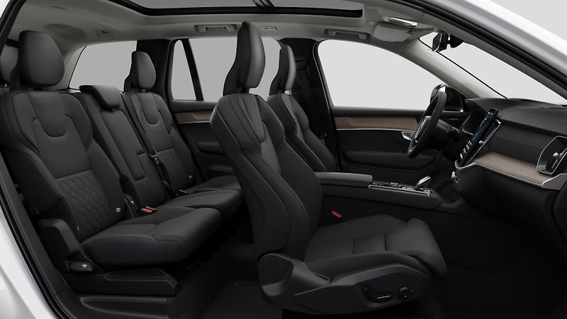 Volvo XC90 (2026) B5 AWD PLUS DARK+4 ROKY ZÁRUKA - fotka 12 z 20