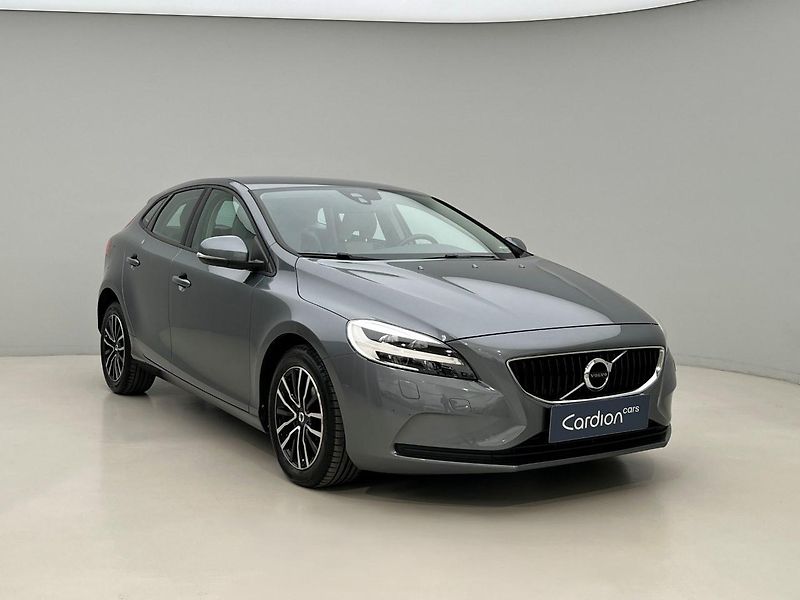 Volvo V40 D2 MOMENTUM MAN - fotka 8 z 38