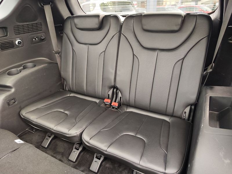 Hyundai Santa Fe 2.2 CRDI/147kW PRM LUX PNM 4x4 - fotka 14 z 40
