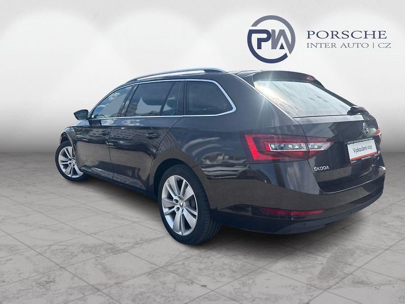 Škoda Superb Style Plus 2.0 TDI 140kw DSG 4 - fotka 7 z 26