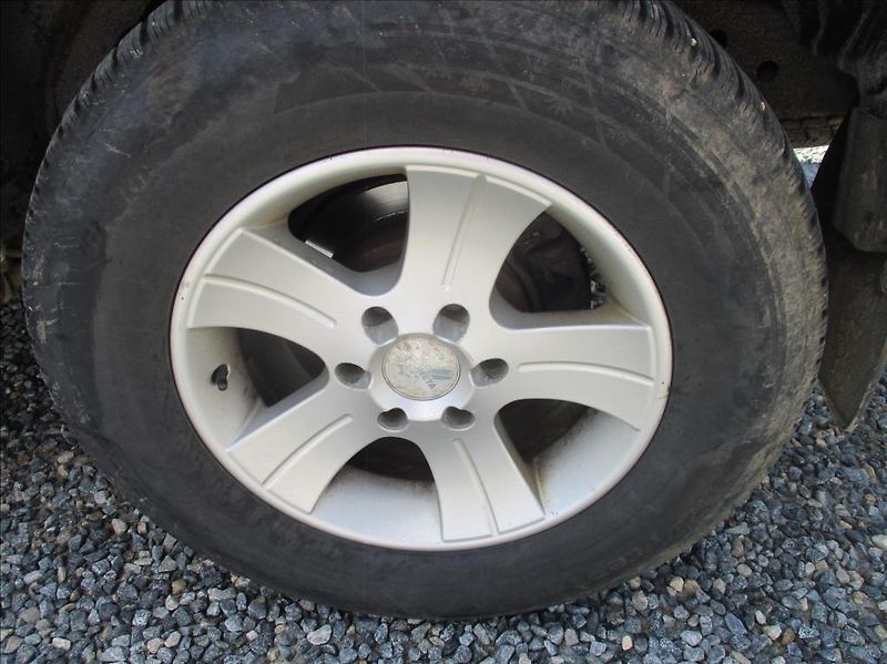 Toyota Land Cruiser 3,0 D4D, 4X4, klima,tažne zař. - fotka 24 z 24