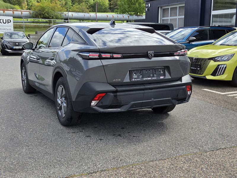 Peugeot 408 (2025) Hybrid e-DCS 145 ALLURE EAT6 - fotka 3 z 31