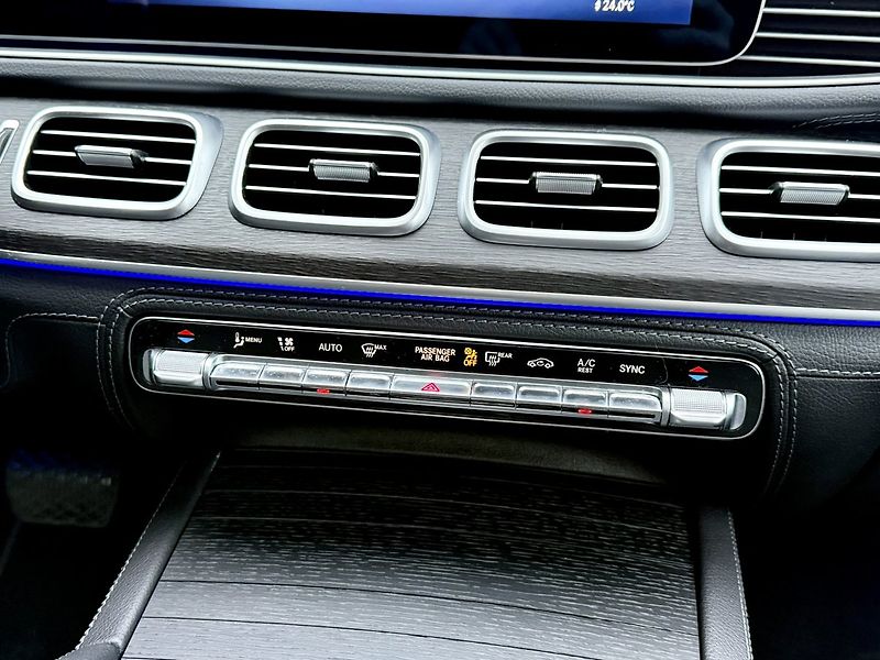 Mercedes-Benz GLE (2024) 450 d 4MATIC - fotka 22 z 53