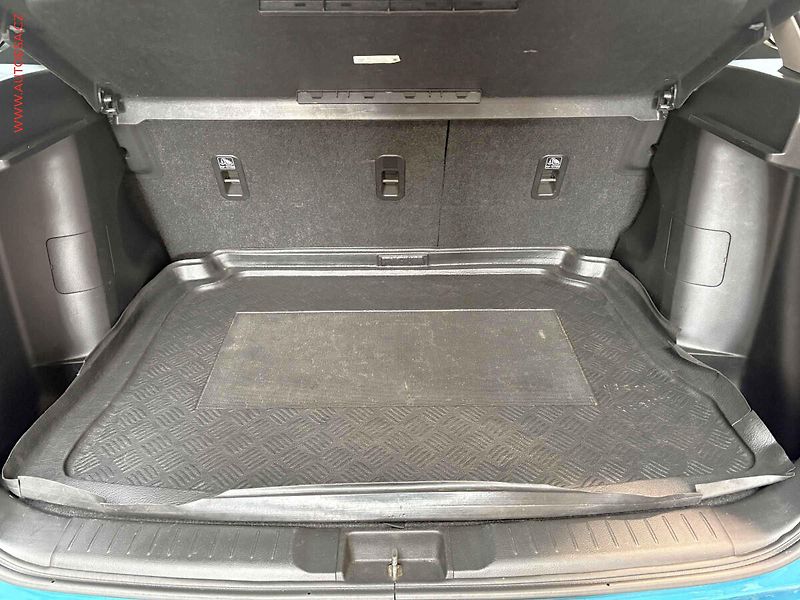 Suzuki Vitara (2015) 1.6 VVTi, 1.maj,ČR - fotka 7 z 15