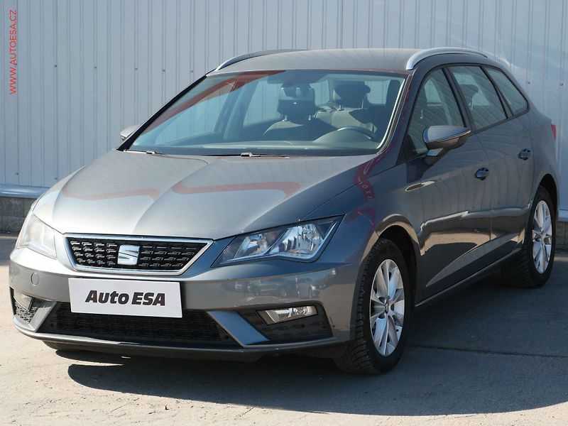 Seat Leon (2017) 1.6 TDi, Style, navi - fotka 3 z 20