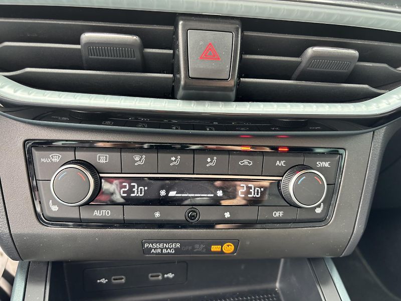Seat Arona (2023)  Xperience 1.0 TSI (70 kW) MAN - fotka 13 z 17