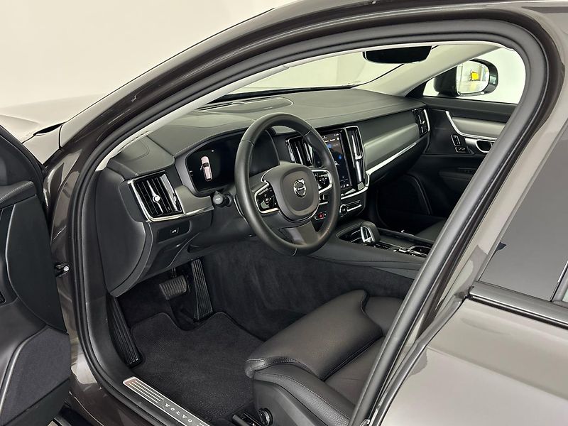 Volvo V90 Cross Country AWD - fotka 6 z 29