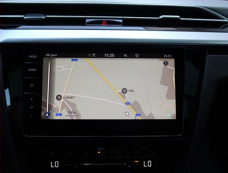 Volkswagen Arteon (2023) 2.0 TSI 4Motion - fotka 16 z 23
