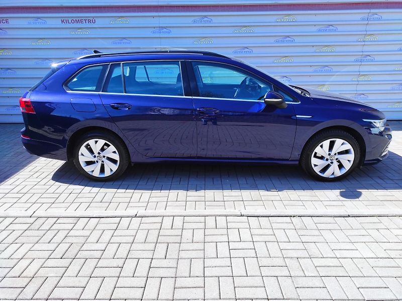 Volkswagen Golf 2,0TDi 110kW, Style, ČR, - fotka 5 z 59