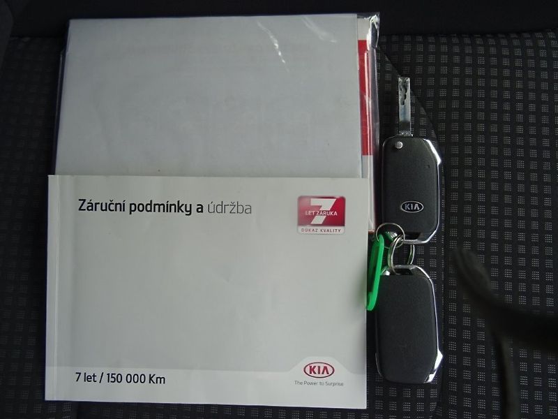 Kia Ceed (2019) 1.4i,73kW,NovéČR,S.kn,ALU - fotka 10 z 19