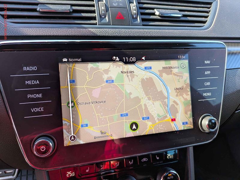 Škoda Superb (2021) 2.0TSi 4x4, ČR, SportLine - fotka 15 z 23