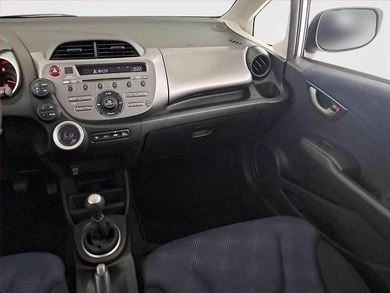Honda Jazz (2008) 1.4 i-VTEC, nová STK - fotka 8 z 15