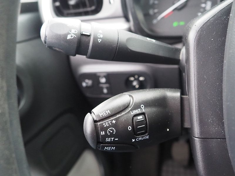 Citroën C3 (2019) 1.2 PureTech, Tažné - fotka 24 z 36