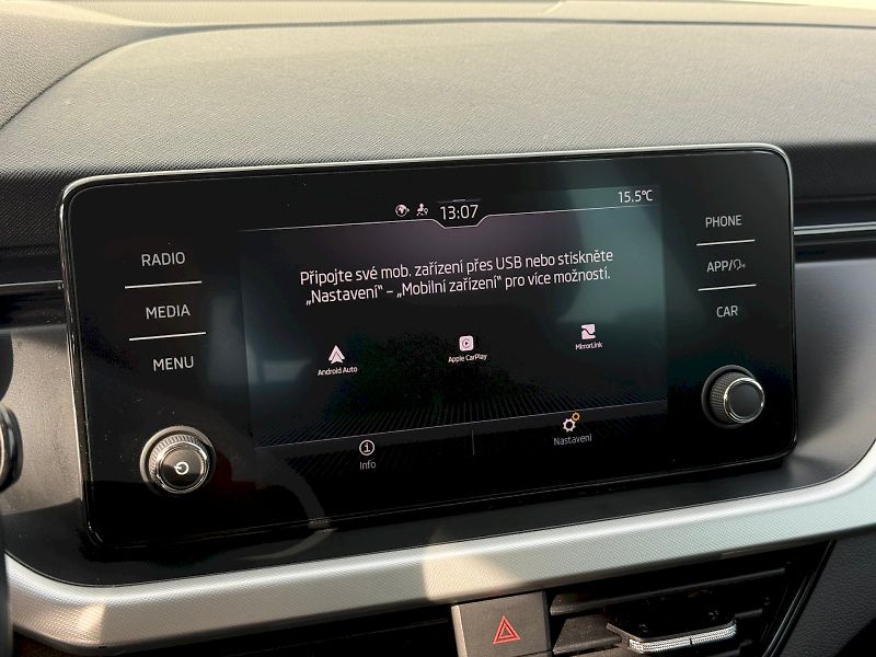 Škoda Scala (2021) 1.0 TSI 70 kW Ambition - fotka 18 z 21