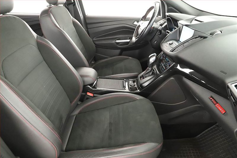 Ford Kuga (2017) ST-Line 2.0 TDCi, 4X4 - fotka 7 z 20