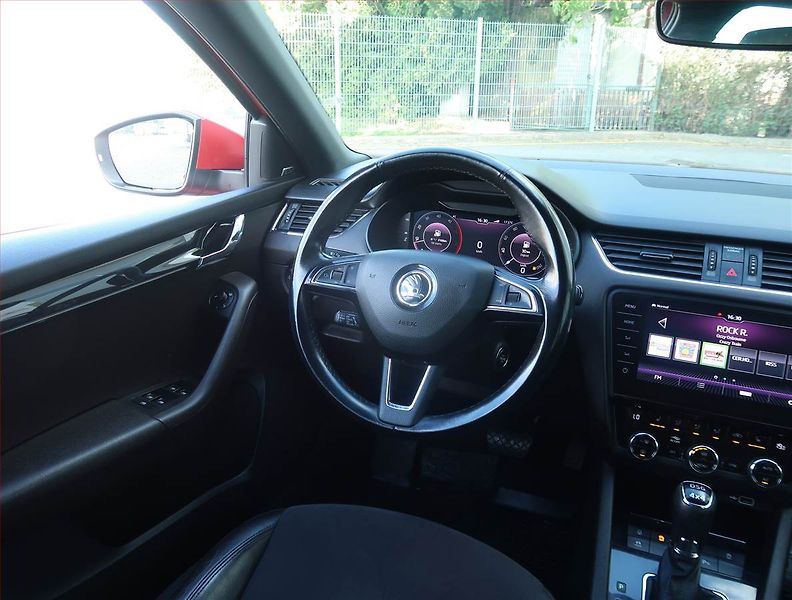 Škoda Octavia (2019) Laurin&Klement 2.0 TDI, 4X4 - fotka 7 z 30