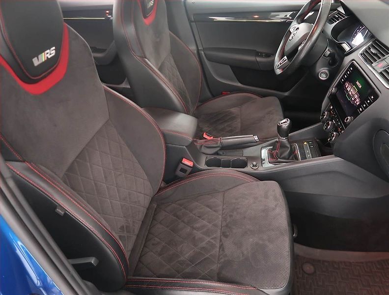 Škoda Octavia (2018) RS 2.0 TDI, Serv.kniha, Kůže - fotka 9 z 19
