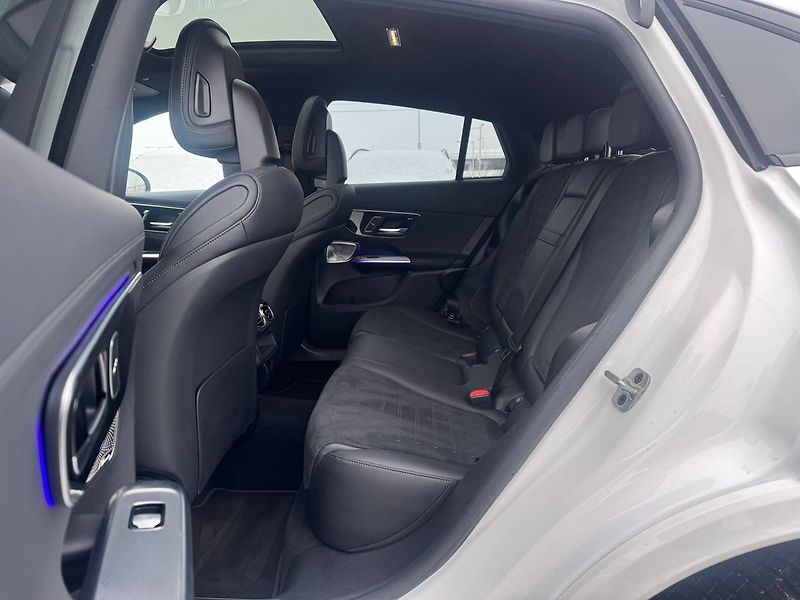 Mercedes-Benz GLC 300de 4M kupé - fotka 13 z 16