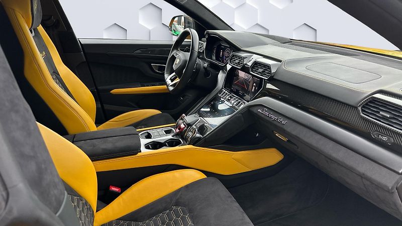 Lamborghini Urus (2021) Pearl Capsule, Záruka - fotka 7 z 15