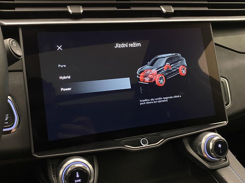 Lynk & Co 01 PHEV DCT AUT 1.maj.  - fotka 69 z 69