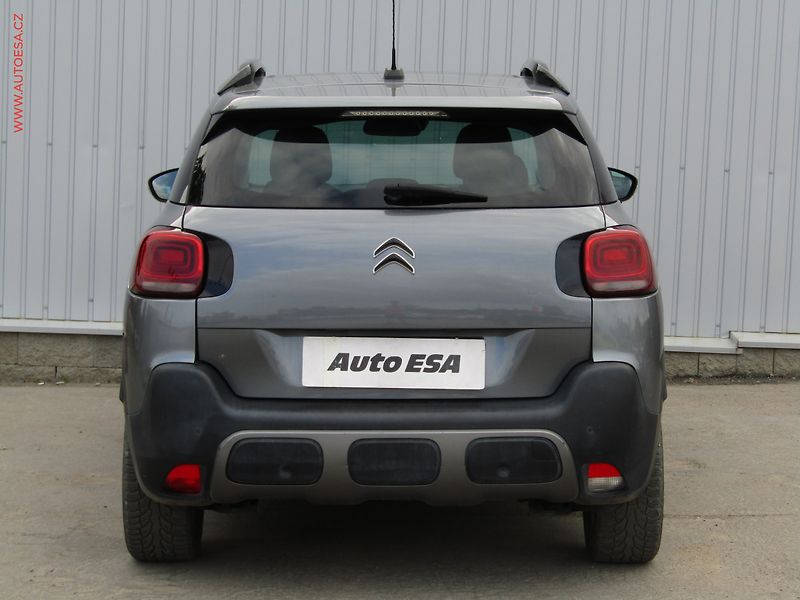 Citroën C3 Aircross (2019) 1.2PT, Shine, navi, panor - fotka 5 z 19