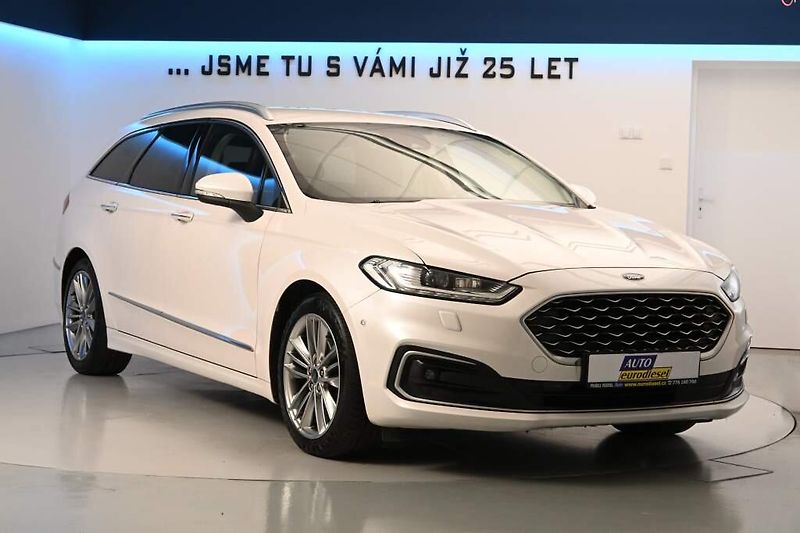 Ford Mondeo (2021) 2.0 VIGNALE 140 KW LED ACC Mas - fotka 4 z 39