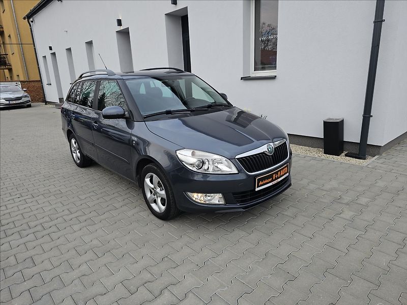 Škoda Fabia II 1,2TSi 63KW Ambiente - fotka 1 z 43