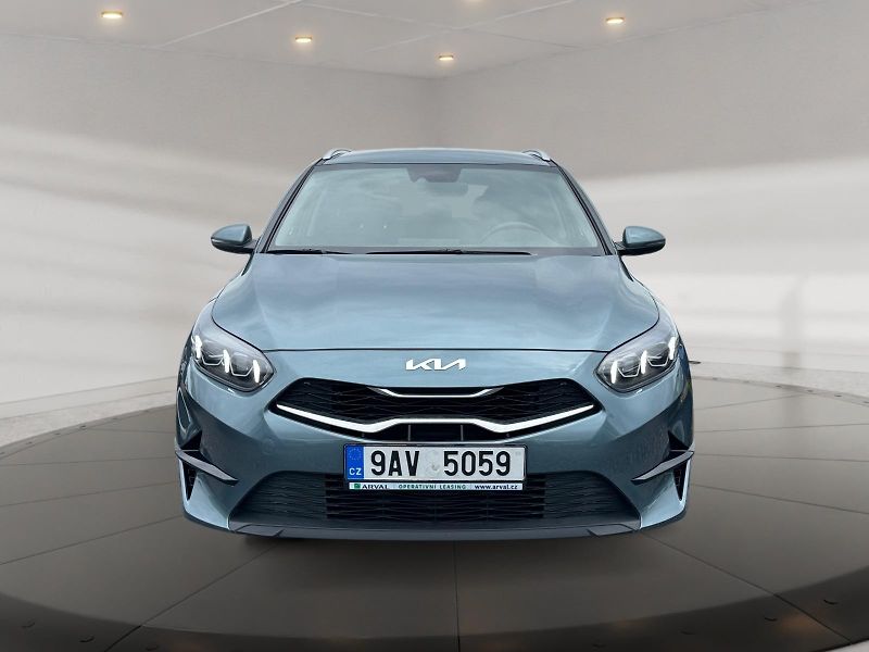 Kia Ceed (2023) TOP 1.5T-GDI 118kW CZ DPH  - fotka 2 z 11